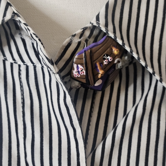 Quacker Factory Noah's Ark Stripped Embroidered Blouse For Women. Size Medium - Picture 8 of 13